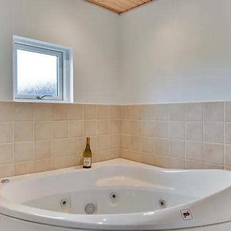 Holiday home Geesche - 200m From The Sea In Western Jutland By Interhome *