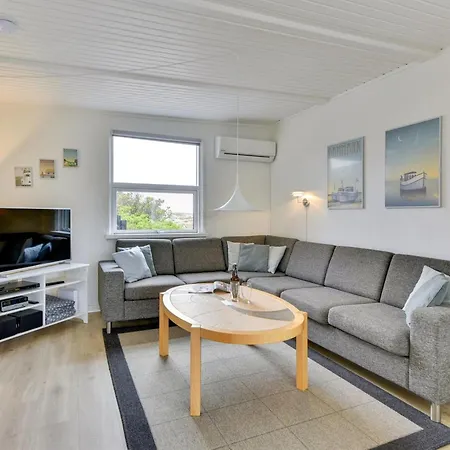 Geesche - 200m From The Sea By Interhome